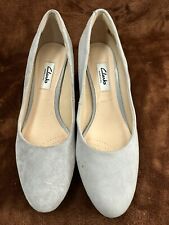 Clarks Kelda Hope light blue (greyish) Court shoes UK 4E Wide fit Excellent