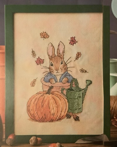 Cross stitch chart - cross, pumpkin