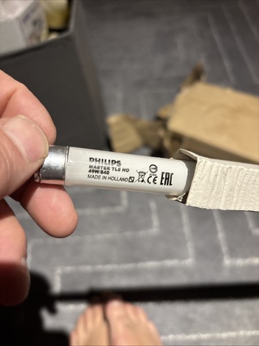 Iphilips fluorescent tube - 36,