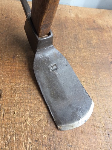 Gilpin adze 1944 ww2 curved - ww2,