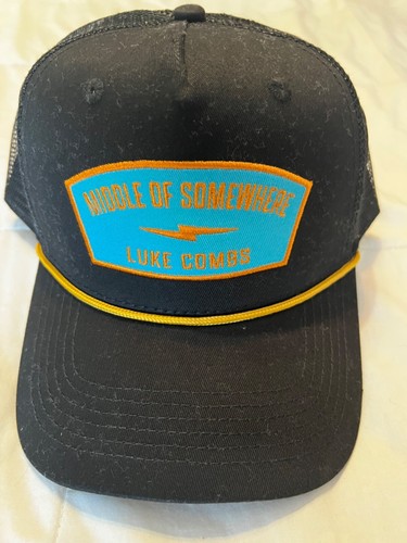 Luke combs middle somewhere - luke,