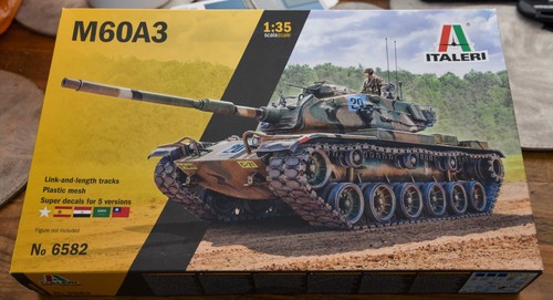 Italeri model kit - model,