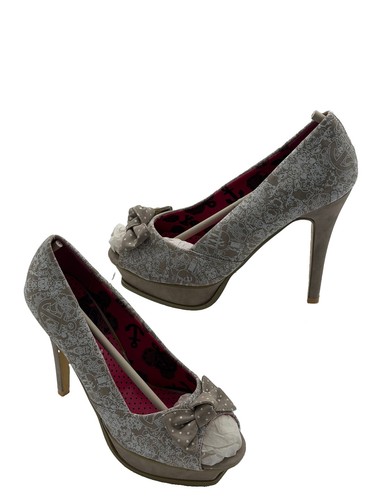 Iron fist women size 8 - iron, women’s
