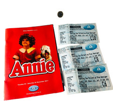 Theatre Programme Annie 2011
