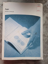 TOYOTA AYGO OWNERS MANUAL /