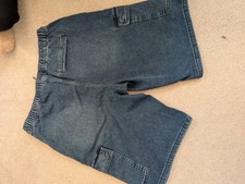 Men's Medium-Fit Shorts