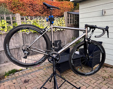 Planet X Spitfire Road Bike | L | Ultegra 11-Speed | GP5000 Tubeless | 8.25kg