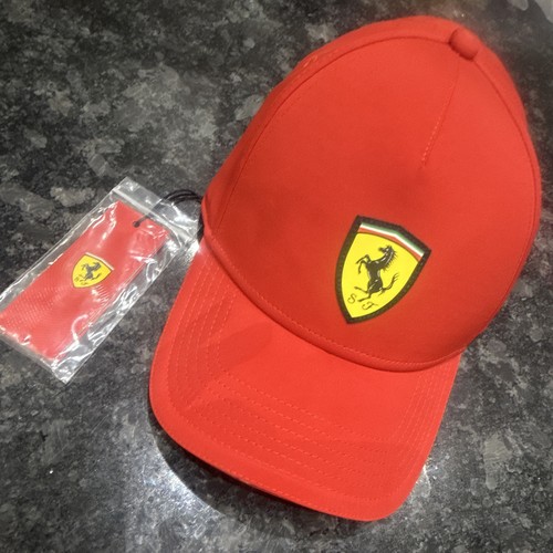 Scuderia ferrari red - ferrari, formula