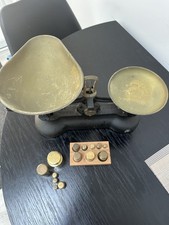 Libra Scale Co Black and Brass Weighing Scale With Brass Weights
