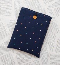 Handmade Book Sleeve Cover Padded Kindle Tablet Pouch Love Hearts Fabric
