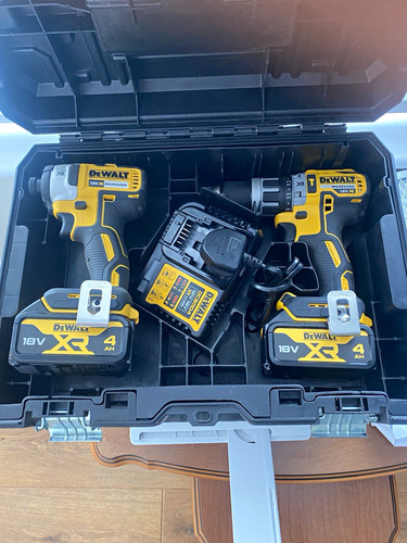 Dewalt dck266m2t 18v - 18v, xr