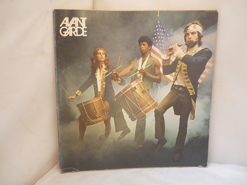 Avant garde magazine - avant,