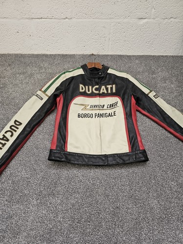 Ducati dainese servizio - by,