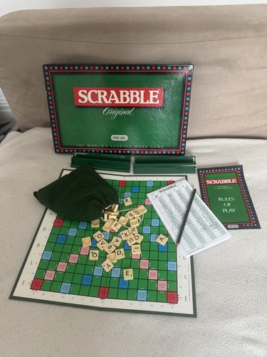 Scrabble board game 1988 - scrabble,