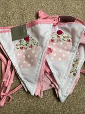 X2 Gisela Graham Applique Cup