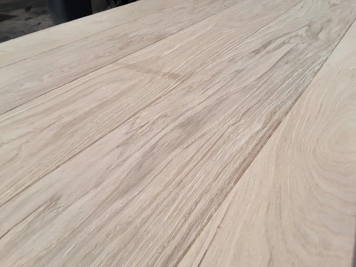 Luxury natural solid oak