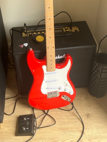 Herald electric guitar red - electric,