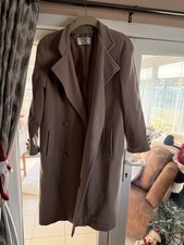 Stunning Ladies Camel Wool/ Cashmere Coat 16. Excellent Condition Hardly Worn