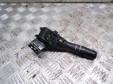 BFD077987 2014 TOYOTA HILUX D4D 2.5 WIPER STALK