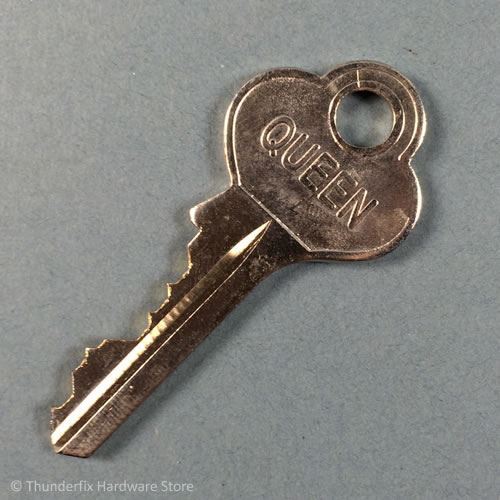 Additional cylinder key - key, cut