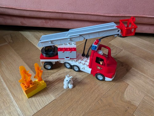 Fire engine lego duplo - fire,