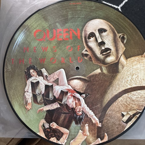 Queen news the world - queen,