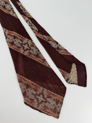1940s vintage brocade tie