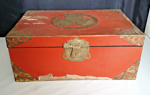 Chinese red lacquer chest - chinese, with