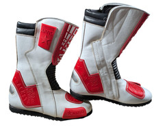 AKITO Trackstar Motorcycle