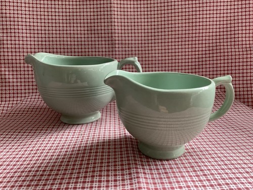 1940s woods ware beryl - ware, footed