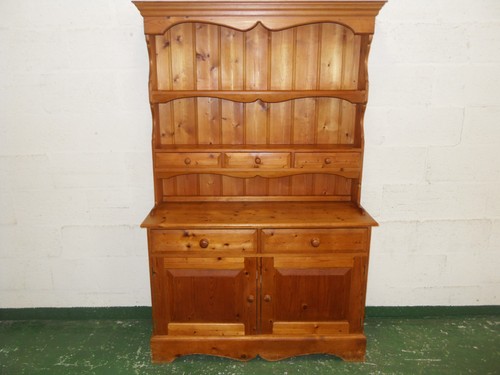 Vintage pine welsh farmhouse - pine,