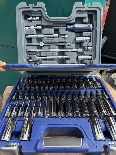 Blue point 77pc socket - 3/8",