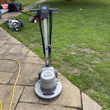 NR1500S NuSpeed Floor Cleaning Machine - Scrubbing Numatic