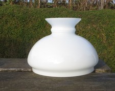 White Opal Vesta Student Oil