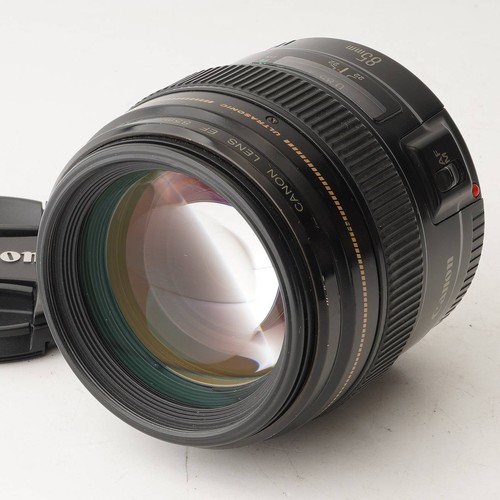 Canon 85mm 8 - f/1.8, usm