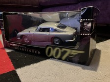 Aston Martin DB5 James Bond