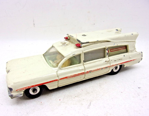 Dinky toys 263 superior - dinky,