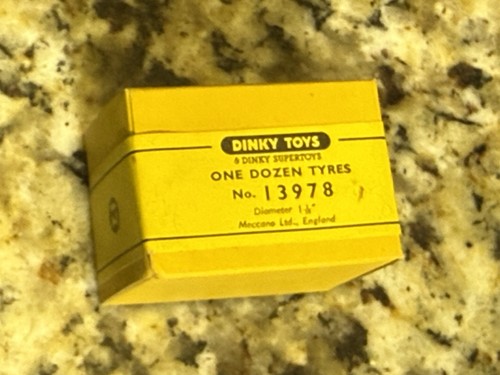 Dinky toys 13978 sealed - dinky,