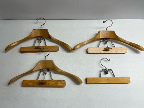 Vintage setwell wooden - vintage, hangers