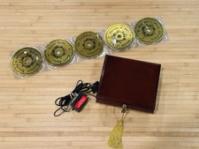 Mr. Christmas Gold Label Wood Deluxe Symphonium Music Box With Key & Discs Works