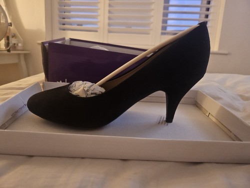 Ladies lotus black shoes size - ladies,