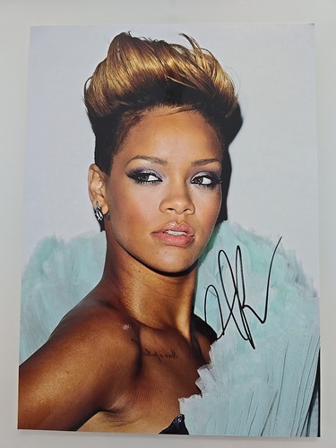 Rihanna xxl photo 20x25cm - rihanna,