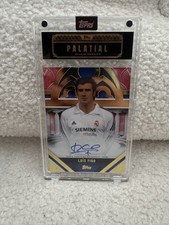 TOPPS PALATIAL REAL MADRID 2024-2025 LUIS FIGO REAL MADRID AUTOGRAPH 2/5.