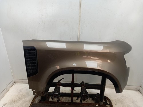 Landrover defender right front - defender,