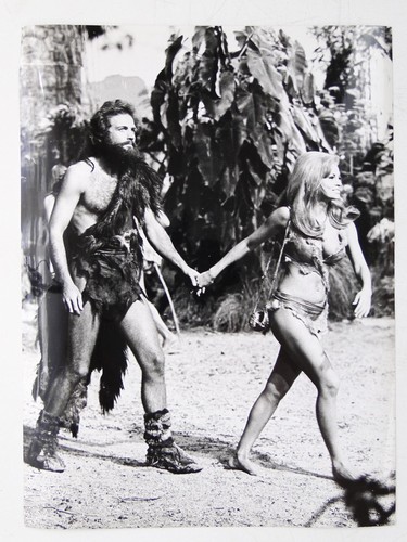 Raquel welch john richardson - raquel,