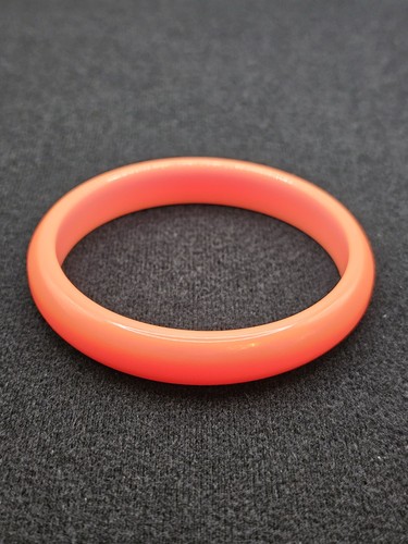 Vintage bakelite bangle - vintage,