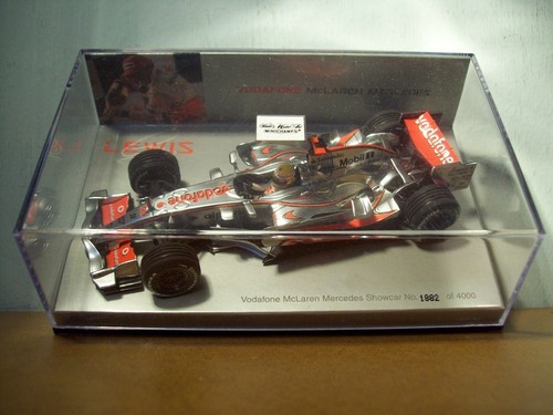 Minichamps vodaphone box - 1/43,
