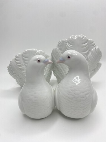 Lladro couple doves - "couple, doves"