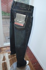 BNWT Mens OAKLEY W38 L32 jeans