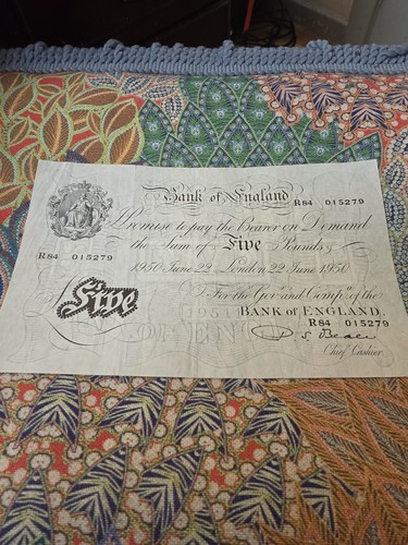 Bank england white - bank,